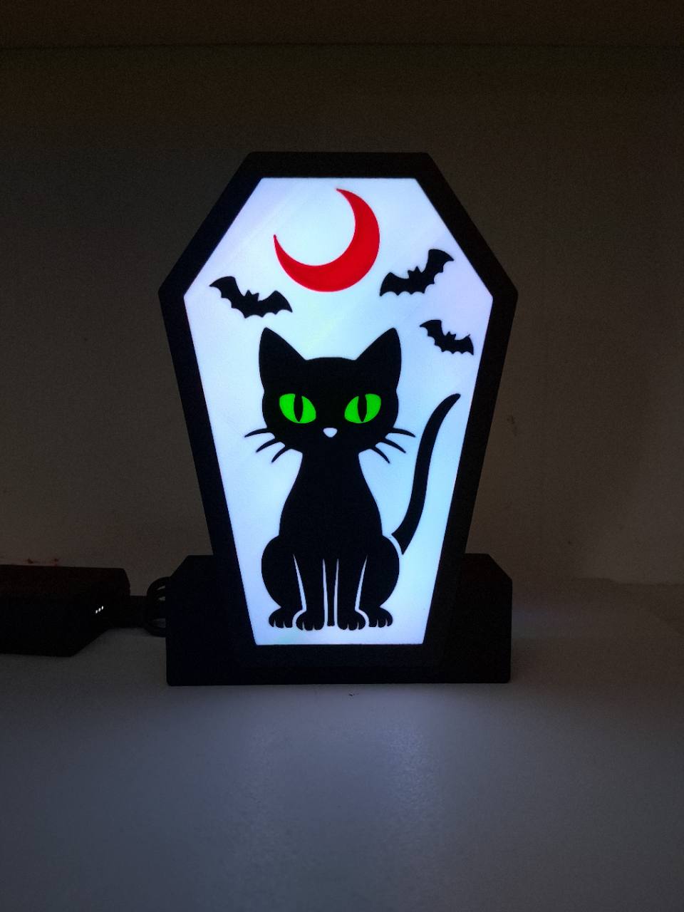 Scarry Cat Coffin LED light box – custom 3D printed – Lit Layer Creations